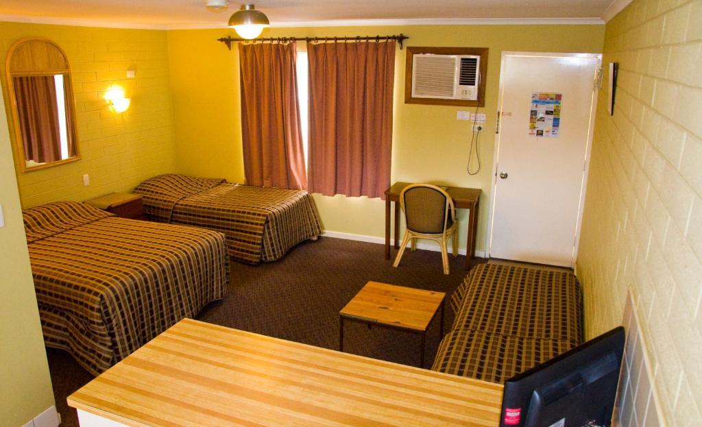 ينابيع أليس White Gum Motel الغرفة الصورة